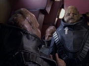 extant_StarTrek_VOY_6x04-TinkerTenorDoctorSpy_01189.jpg