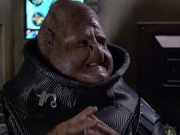 extant_StarTrek_VOY_6x04-TinkerTenorDoctorSpy_01226.jpg