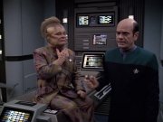 extant_StarTrek_VOY_6x04-TinkerTenorDoctorSpy_01322.jpg