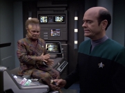 extant_StarTrek_VOY_6x04-TinkerTenorDoctorSpy_01325.jpg