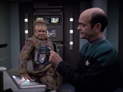 extant_StarTrek_VOY_6x04-TinkerTenorDoctorSpy_01330.jpg
