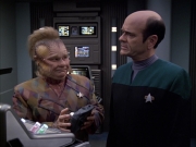 extant_StarTrek_VOY_6x04-TinkerTenorDoctorSpy_01347.jpg