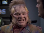 extant_StarTrek_VOY_6x04-TinkerTenorDoctorSpy_01350.jpg