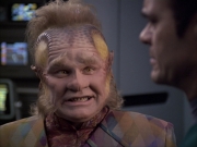 extant_StarTrek_VOY_6x04-TinkerTenorDoctorSpy_01359.jpg