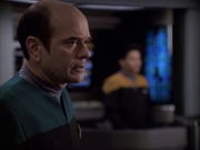 extant_StarTrek_VOY_6x04-TinkerTenorDoctorSpy_01397.jpg