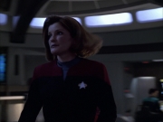 extant_StarTrek_VOY_6x04-TinkerTenorDoctorSpy_01454.jpg