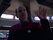 extant_StarTrek_VOY_6x04-TinkerTenorDoctorSpy_01508.jpg