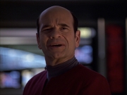 extant_StarTrek_VOY_6x04-TinkerTenorDoctorSpy_01517.jpg