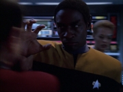 extant_StarTrek_VOY_6x04-TinkerTenorDoctorSpy_01550.jpg