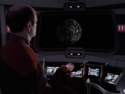 extant_StarTrek_VOY_6x04-TinkerTenorDoctorSpy_01573.jpg