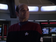 extant_StarTrek_VOY_6x04-TinkerTenorDoctorSpy_01584.jpg