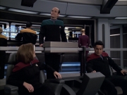 extant_StarTrek_VOY_6x04-TinkerTenorDoctorSpy_01609.jpg