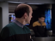 extant_StarTrek_VOY_6x04-TinkerTenorDoctorSpy_01614.jpg