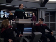 extant_StarTrek_VOY_6x04-TinkerTenorDoctorSpy_01619.jpg