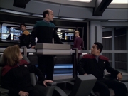 extant_StarTrek_VOY_6x04-TinkerTenorDoctorSpy_01620.jpg