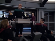 extant_StarTrek_VOY_6x04-TinkerTenorDoctorSpy_01621.jpg