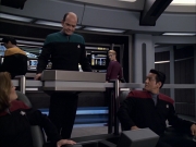 extant_StarTrek_VOY_6x04-TinkerTenorDoctorSpy_01624.jpg