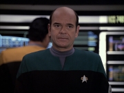 extant_StarTrek_VOY_6x04-TinkerTenorDoctorSpy_01637.jpg