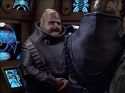 extant_StarTrek_VOY_6x04-TinkerTenorDoctorSpy_01656.jpg