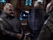 extant_StarTrek_VOY_6x04-TinkerTenorDoctorSpy_01657.jpg