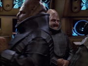 extant_StarTrek_VOY_6x04-TinkerTenorDoctorSpy_01668.jpg