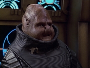 extant_StarTrek_VOY_6x04-TinkerTenorDoctorSpy_01688.jpg