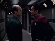 extant_StarTrek_VOY_6x04-TinkerTenorDoctorSpy_01771.jpg