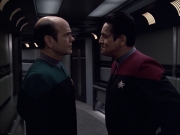 extant_StarTrek_VOY_6x04-TinkerTenorDoctorSpy_01773.jpg