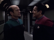 extant_StarTrek_VOY_6x04-TinkerTenorDoctorSpy_01785.jpg