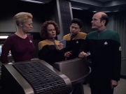 extant_StarTrek_VOY_6x04-TinkerTenorDoctorSpy_01810.jpg