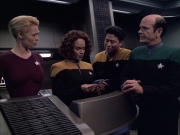 extant_StarTrek_VOY_6x04-TinkerTenorDoctorSpy_01816.jpg