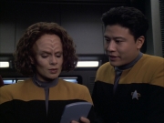 extant_StarTrek_VOY_6x04-TinkerTenorDoctorSpy_01819.jpg