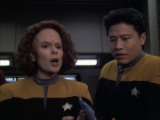 extant_StarTrek_VOY_6x04-TinkerTenorDoctorSpy_01824.jpg