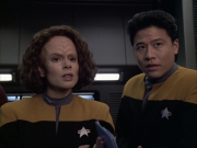 extant_StarTrek_VOY_6x04-TinkerTenorDoctorSpy_01825.jpg