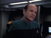 extant_StarTrek_VOY_6x04-TinkerTenorDoctorSpy_01828.jpg