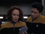 extant_StarTrek_VOY_6x04-TinkerTenorDoctorSpy_01839.jpg