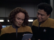 extant_StarTrek_VOY_6x04-TinkerTenorDoctorSpy_01842.jpg