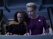 extant_StarTrek_VOY_6x04-TinkerTenorDoctorSpy_01886.jpg