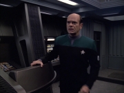 extant_StarTrek_VOY_6x04-TinkerTenorDoctorSpy_01893.jpg