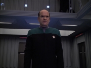 extant_StarTrek_VOY_6x04-TinkerTenorDoctorSpy_01909.jpg