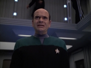 extant_StarTrek_VOY_6x04-TinkerTenorDoctorSpy_01910.jpg