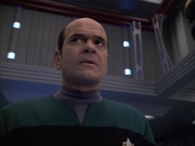 extant_StarTrek_VOY_6x04-TinkerTenorDoctorSpy_01916.jpg