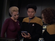 extant_StarTrek_VOY_6x04-TinkerTenorDoctorSpy_01930.jpg