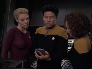 Filename=extant_StarTrek_VOY_6x04-TinkerTenorDoctorSpy_01933.jpg
Filesize=163KiB
Dimensions=1200x900
Date added=Dec 27, 2019 extant_StarTrek_VOY_6x04-TinkerTenorDoctorSpy_01933.jpg