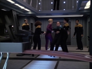 extant_StarTrek_VOY_6x04-TinkerTenorDoctorSpy_01958.jpg