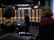 extant_StarTrek_VOY_6x04-TinkerTenorDoctorSpy_01978.jpg