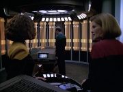 extant_StarTrek_VOY_6x04-TinkerTenorDoctorSpy_01979.jpg