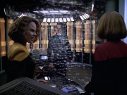 extant_StarTrek_VOY_6x04-TinkerTenorDoctorSpy_01985.jpg