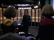 extant_StarTrek_VOY_6x04-TinkerTenorDoctorSpy_01987.jpg