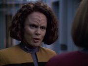 extant_StarTrek_VOY_6x04-TinkerTenorDoctorSpy_02004.jpg